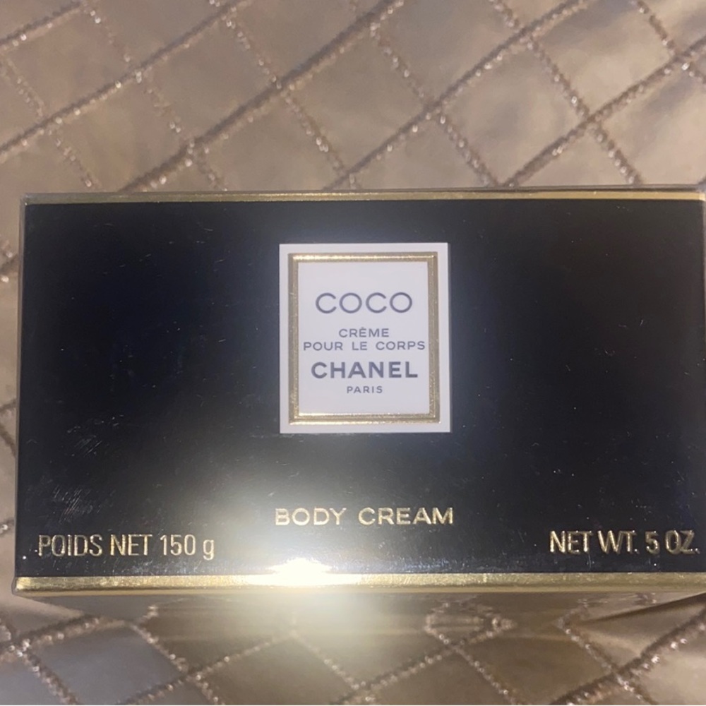 CHANEL limited Edition Coco Body Cream in Black and Gold New in Sealed packaging